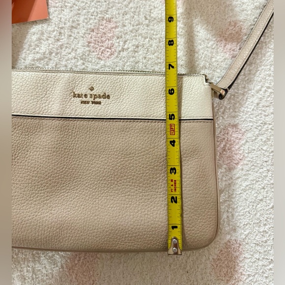 Kate Spade- Leila Colorblock Triple Gusset Crossbody - Picture 8 of 9